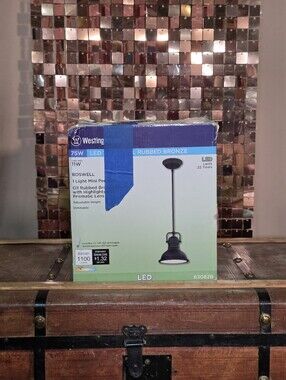 NIB Westinghouse Boswell Oil Rubbed Bronze Industrial Mini Pendant Light 63082B